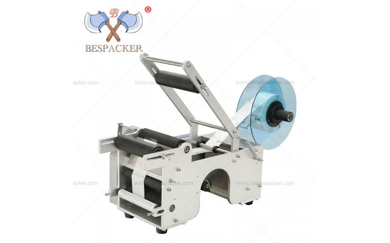 XT-50 Aluminum plate round bottle labeling machine