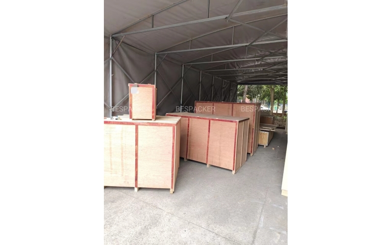 The goods have been fully packed and entered the shipping process