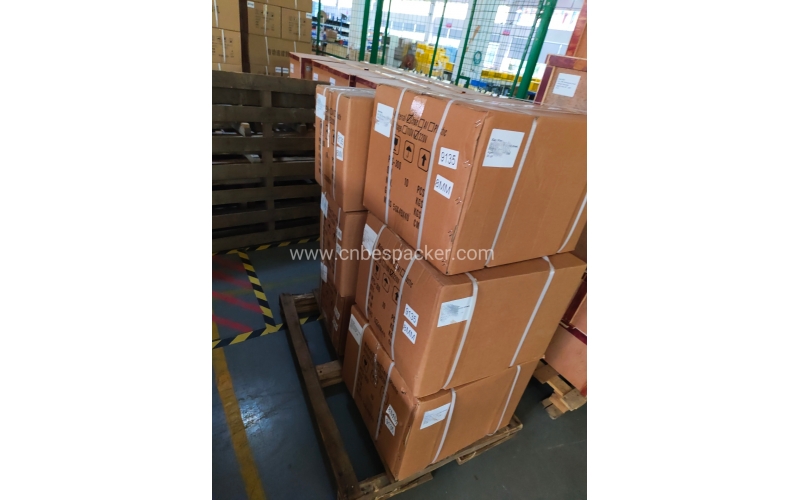 A busy day for a loading master